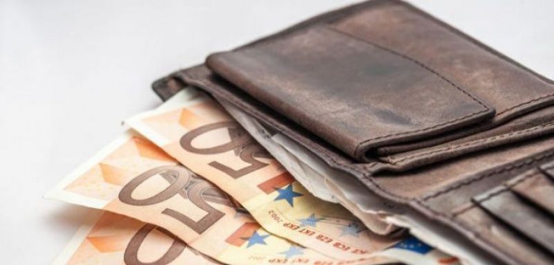 Αγρίνιο: «Μαθήματα» ανθρωπιάς από 58χρονο Δημοτικό Υπάλληλο (ΦΩΤΟ)