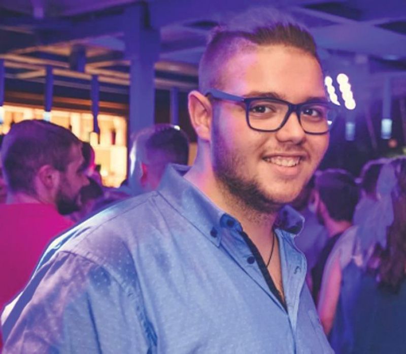 Ανδρέας Χασιώτης: «Όταν θέλω να εκφραστώ, γράφω μουσικά κομμάτια»