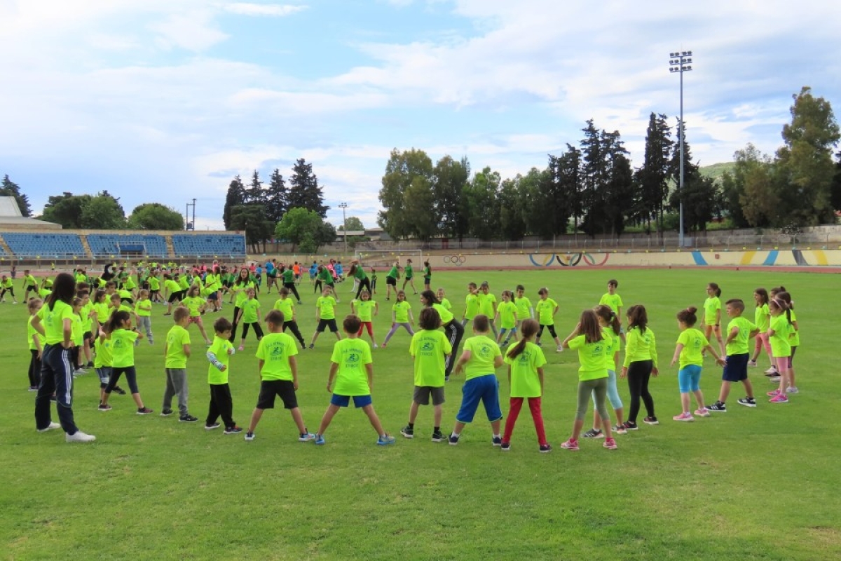 Αγρίνιο: Με τεράστια επιτυχία πραγματοποιήθηκαν οι 3οι Παιδικοί Αγώνες Στίβου «RUN &amp; SMILE»
