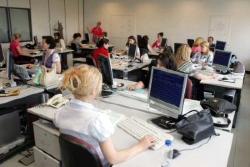 Προσλήψεις: Όλες οι νέες θέσεις που «άνοιξαν» σε Δημόσιο και ΟΤΑ