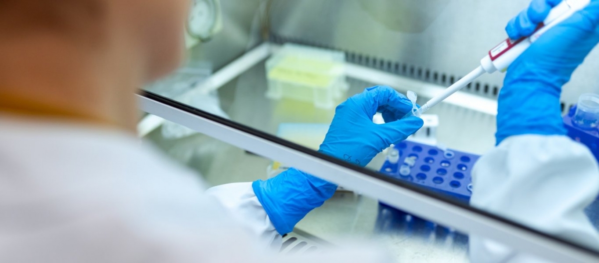 Ελληνικό φάρμακο ελπίδα κατά του κορωνοϊού αλλά μπλοκαρισμένο στην γραφειοκρατία! (βίντεο)