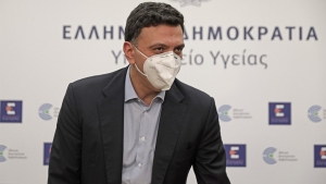 Οργισμένη σπάντηση Κικίλια στον Τσίπρα για το “ξεστοκάρουμε εμβόλια”: Η Επιτροπή διορίστηκε επί ΣΥΡΙΖΑ