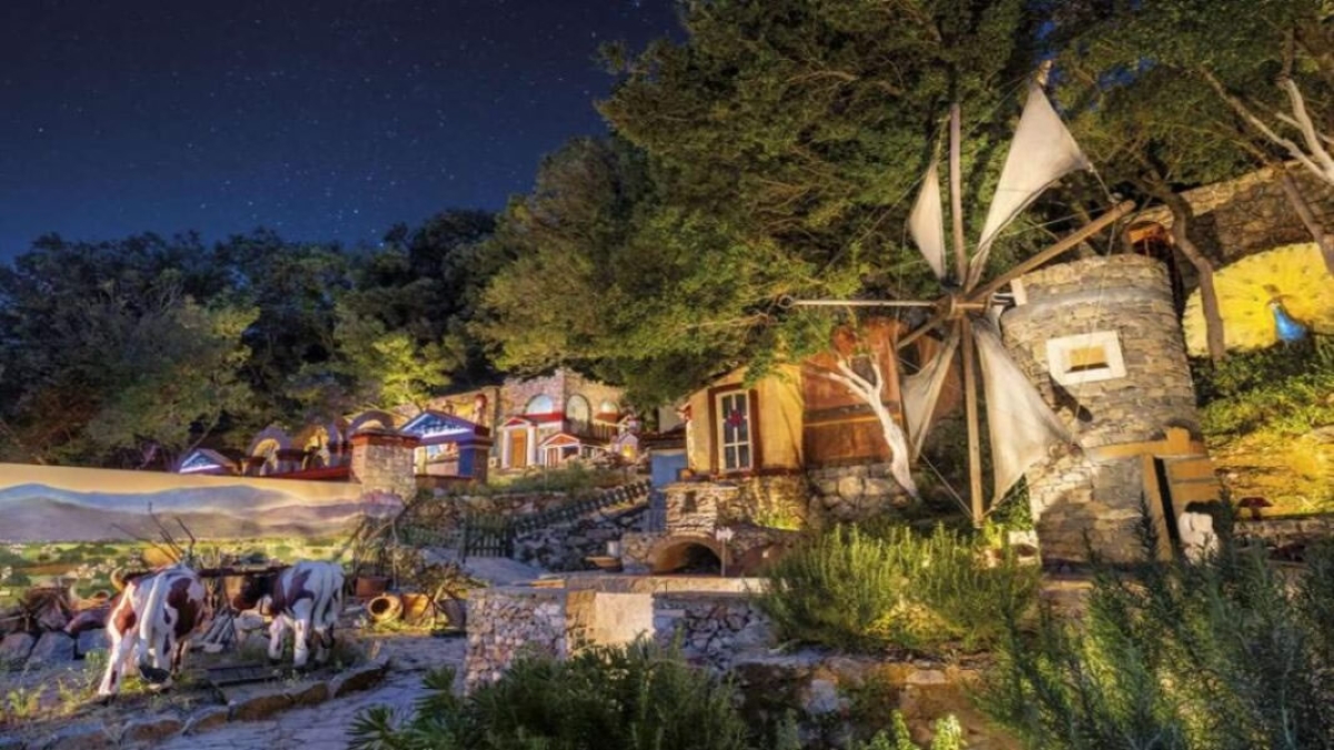 Αγρίνιο: Θεματικό Πάρκο για τις ημέρες των Χριστουγέννων προτείνει ο Νίκος Γκρίζης