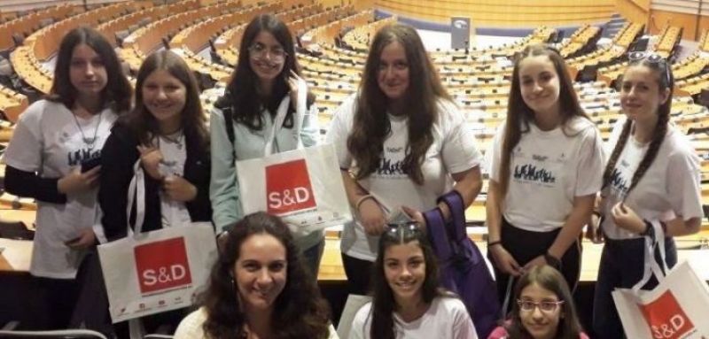 Γυμνάσιο Γαβαλούς: Στις Βρυξέλλες η εργασία μαθητών! (ΔΕΙΤΕ ΦΩΤΟ)