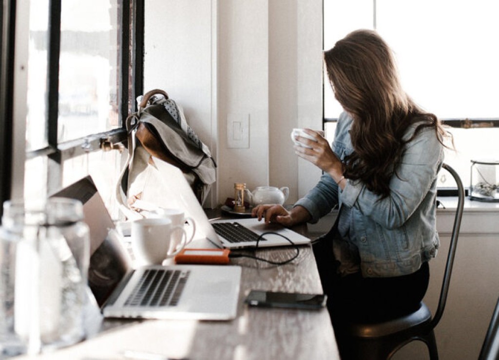 ΔΥΠΑ: 36.778 άνεργοι βρήκαν δουλειά μέσω προγραμμάτων απασχόλησης το πρώτο εξάμηνο του 2025