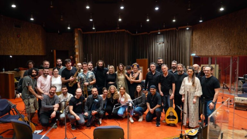 «Τα μαύρα ρούχα»: Εννέα γυναίκες ερμηνεύουν για εκείνες που τις σκότωσαν γιατί ήταν γυναίκες