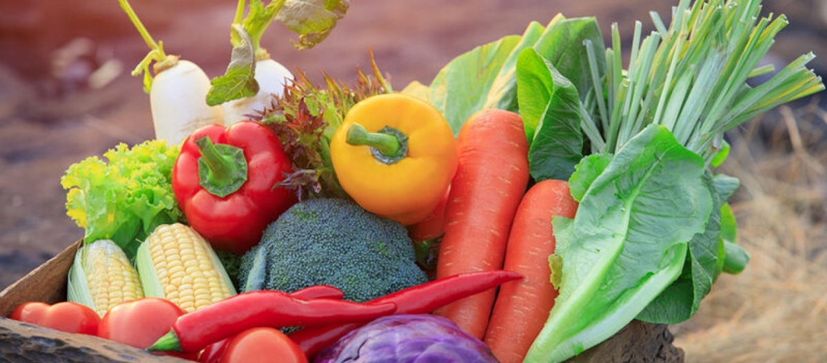 Έχουν αντιφλεγμονώδη δράση: Αυτά είναι τα τέσσερα λαχανικά που θα σας φέρουν ένα βήμα πιο κοντά στην επίπεδη κοιλιά