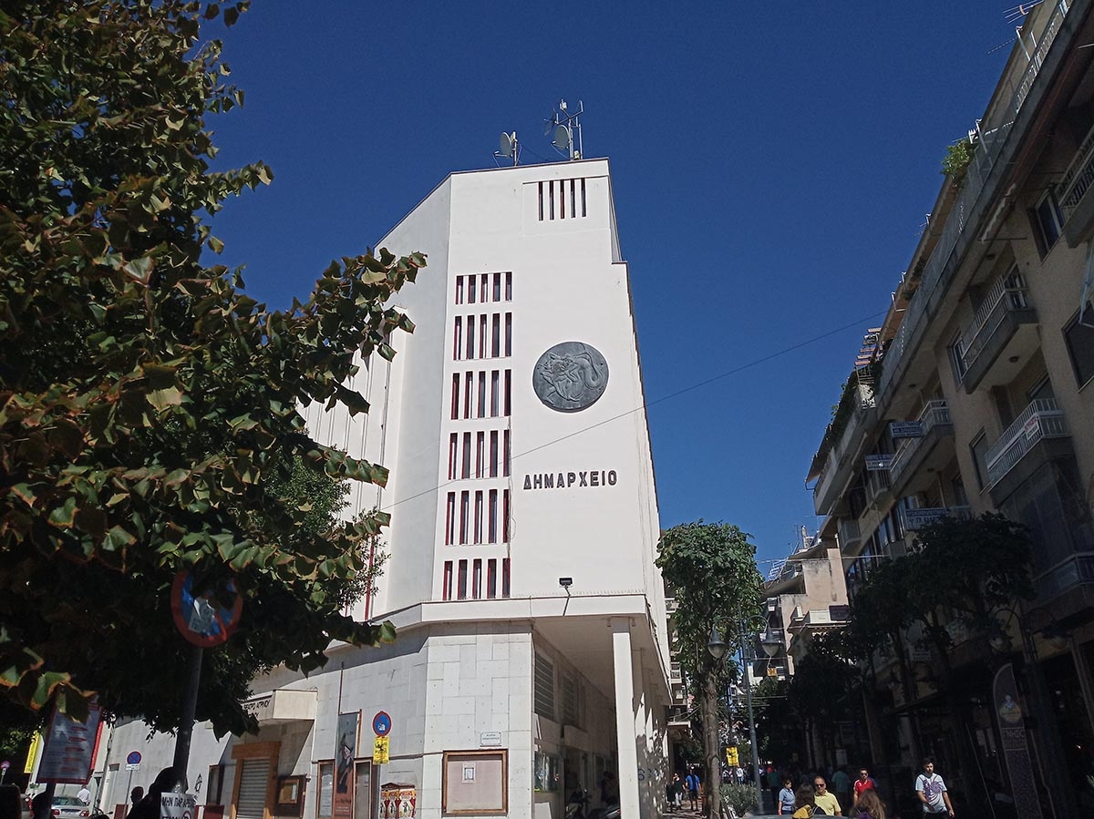 Δήμος Αγρινίου: Προσλήψεις θυρωρού και βοηθών ηλεκτρολόγων με δίμηνες συμβάσεις