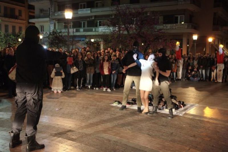 Άλλο προσβολή κι άλλο ιστορική μνήμη