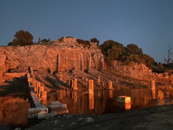 Οινιάδες, το βλέμμα της Ακαρνανίας στον ορίζοντα, το πέλαγος…