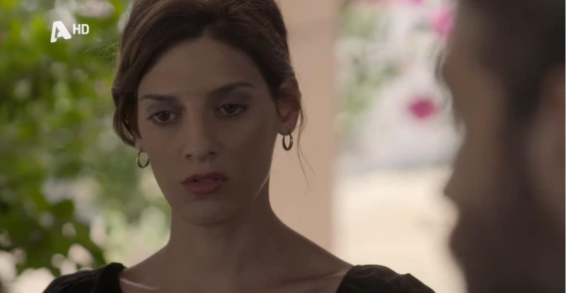 Σασμός: Η Αργυρώ ξεσπά στον Αστέρη στην κηδεία του Άγγελου