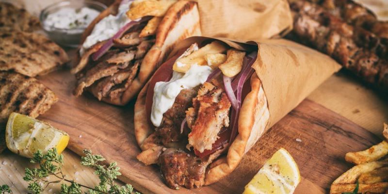 Γύρος, κεμπάπ, ντονέρ: η διατροφική τους αξία και το σκάνδαλο!