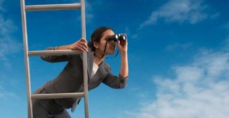 Πώς θα βρεις δουλειά στο εξωτερικό χωρίς να ξενιτευτείς για πάντα