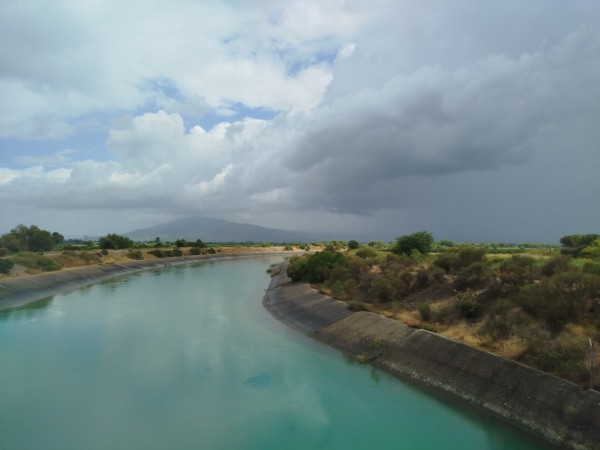 Καλύβια Αγρινίου: Αχελώου κατάβασις… (φωτο)