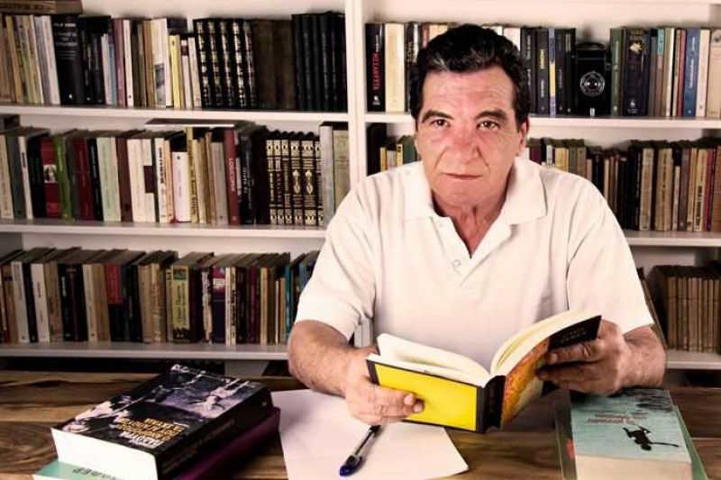 Ο Αγρινιώτης συγγραφέας Τάκης Γεράρδης μιλάει για τα βιβλία του