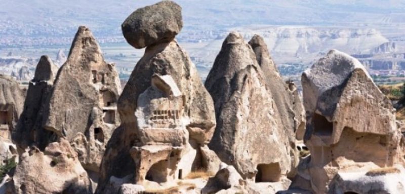 «Ἡ χαμένη (ἤ κρυμμένη) Ρωμηοσύνη» Μητροπολίτου Ναυπάκτου καί Ἁγίου Βλασίου Ἱεροθέου