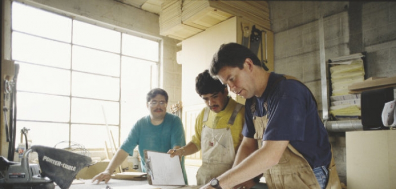 Έρχεται νέο πακέτο 800 εκατ. για επιχειρήσεις μέσω ΕΣΠΑ