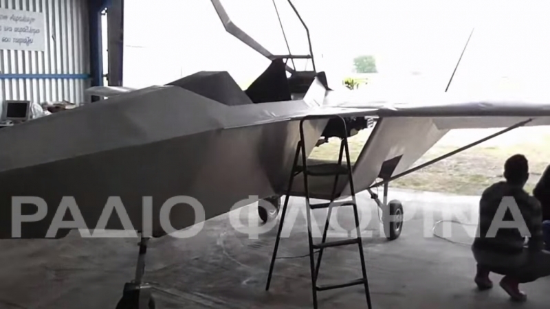 Φλώρινα: Ελληνικής κατασκευής αεροπλάνο «σκίζει» τους αιθέρες