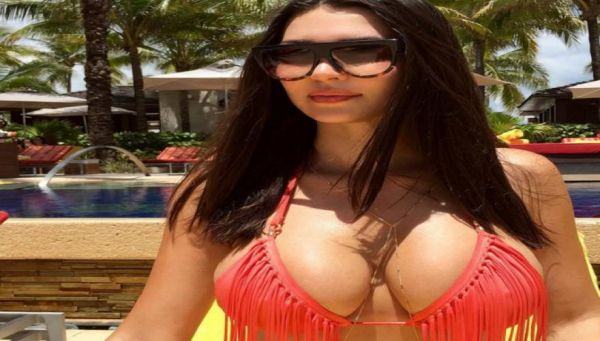 Τζένα Τζένοβιτς: Η dj που «ανάβει» φωτιές (εικόνες)