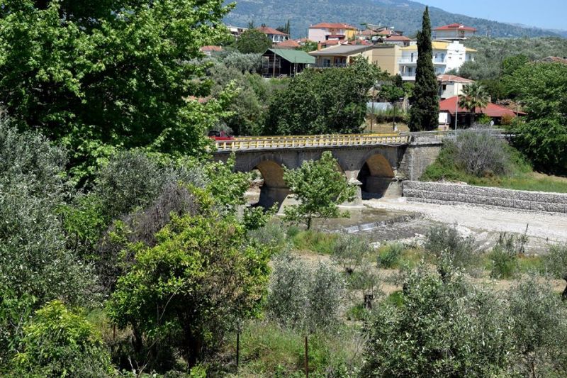 Προσφέρεται και για πεζοπορία η Ερμίτσα- δείτε ένα φωτογραφικό “οδοιπορικό” στην κοίτη του ποταμού