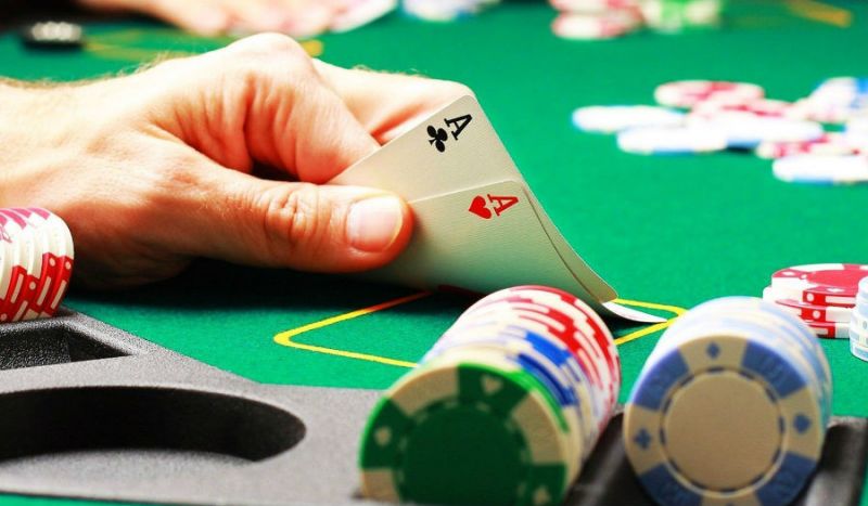 7 βήματα για να γίνεις καλός στο Πόκερ