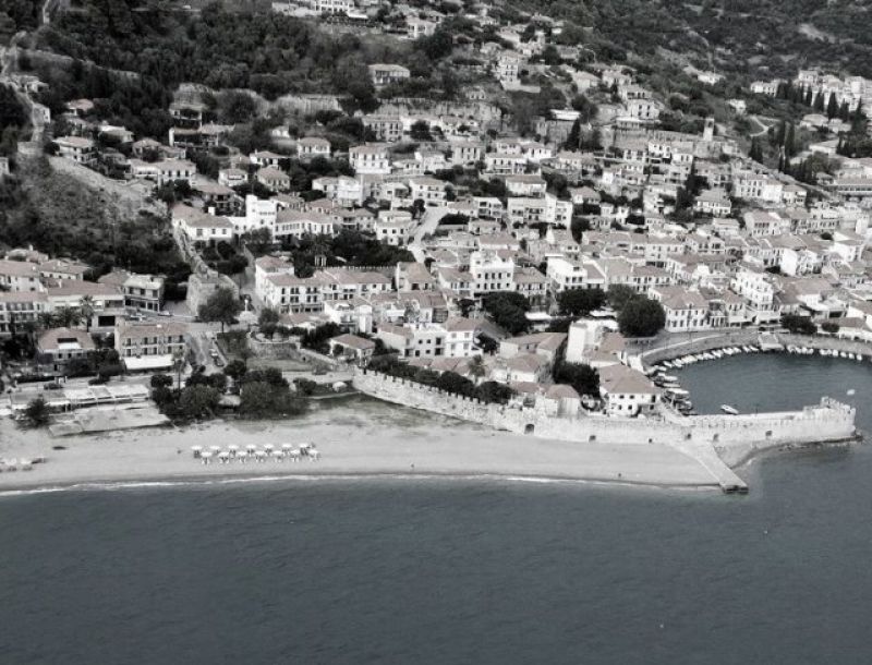 Παρατείνεται η έκθεση εNAF για την προστασία και την ανάδειξη του Ιστορικού Οικισμού της Ναυπάκτου