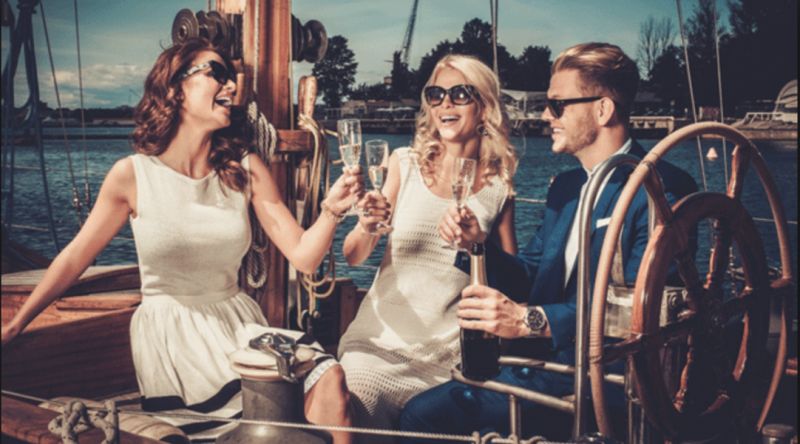 Πως αυτοί οι άνθρωποι έβγαλαν χρήματα χωρίς να δουλεύουν; (φωτό)