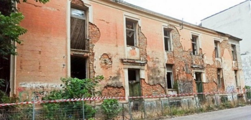 Καπναποθήκες Ηλιού. «Άνευ αιτίου ουδέν εστίν» (Αριστοτέλης)