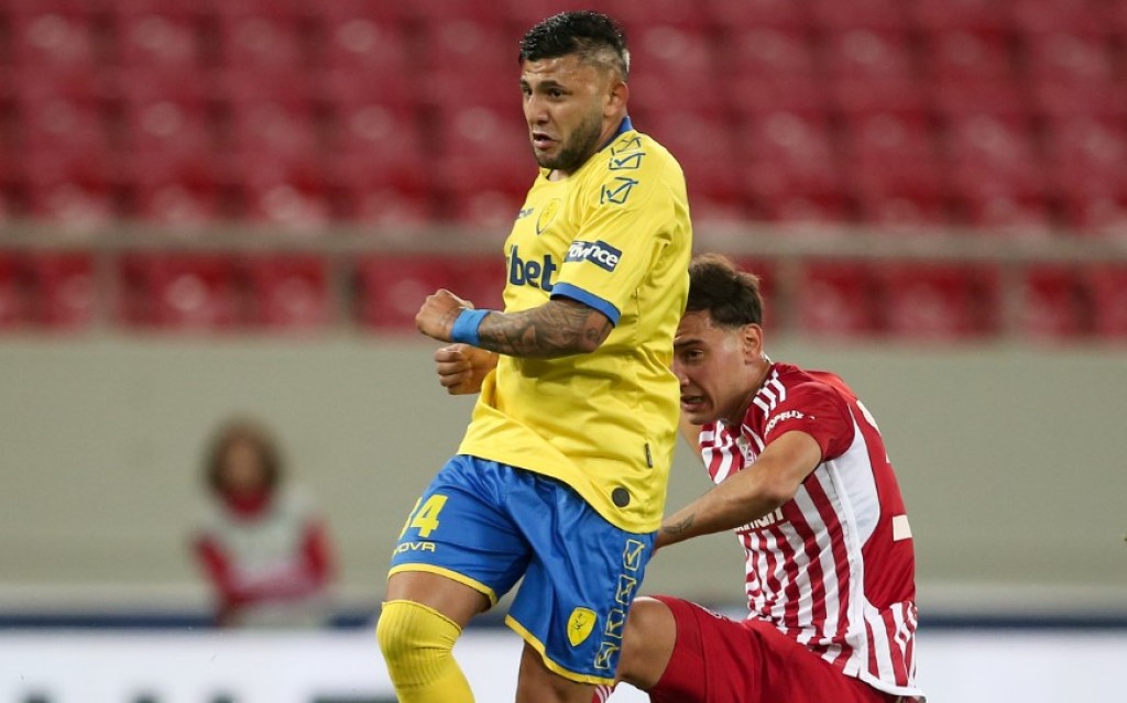 Επίσημη η παραμονή Πέρεθ στον Παναιτωλικό