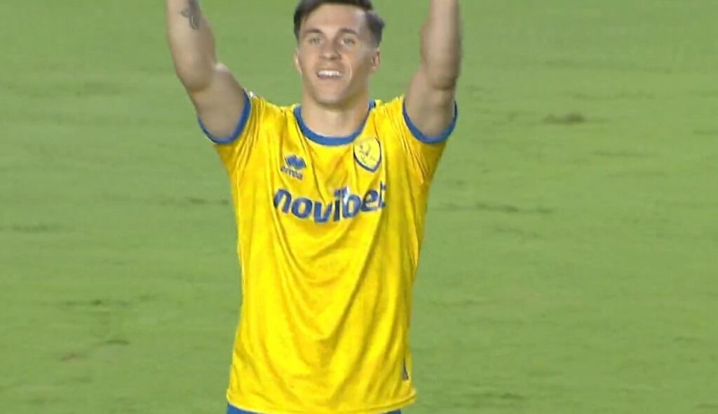 Απίθανος Μίχαλακ: ήταν μέσα στα τρία από τα τέσσερα γκολ του Παναιτωλικού