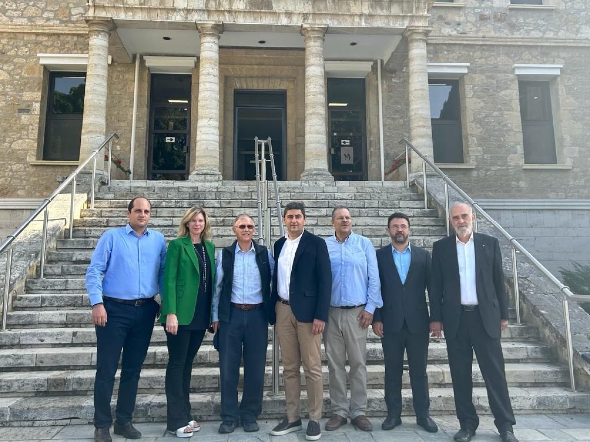 Επίσκεψη ΥπΑΑΤ Λευτέρη Αυγενάκη στην Αμερικανική Γεωργική Σχολή  Θεσσαλονίκης