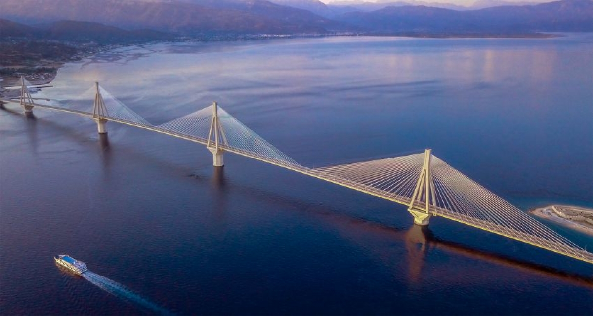 Γιατί δεν προβλέφθηκε τρένο στη Γέφυρα;