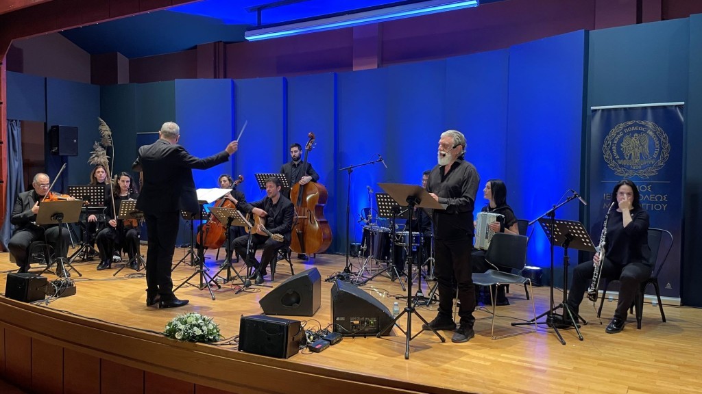 Καθηλωτική πρεμιέρα της «Ελλαδογραφίας» με τον Γιάννη Βούρο στο Μεσολόγγι