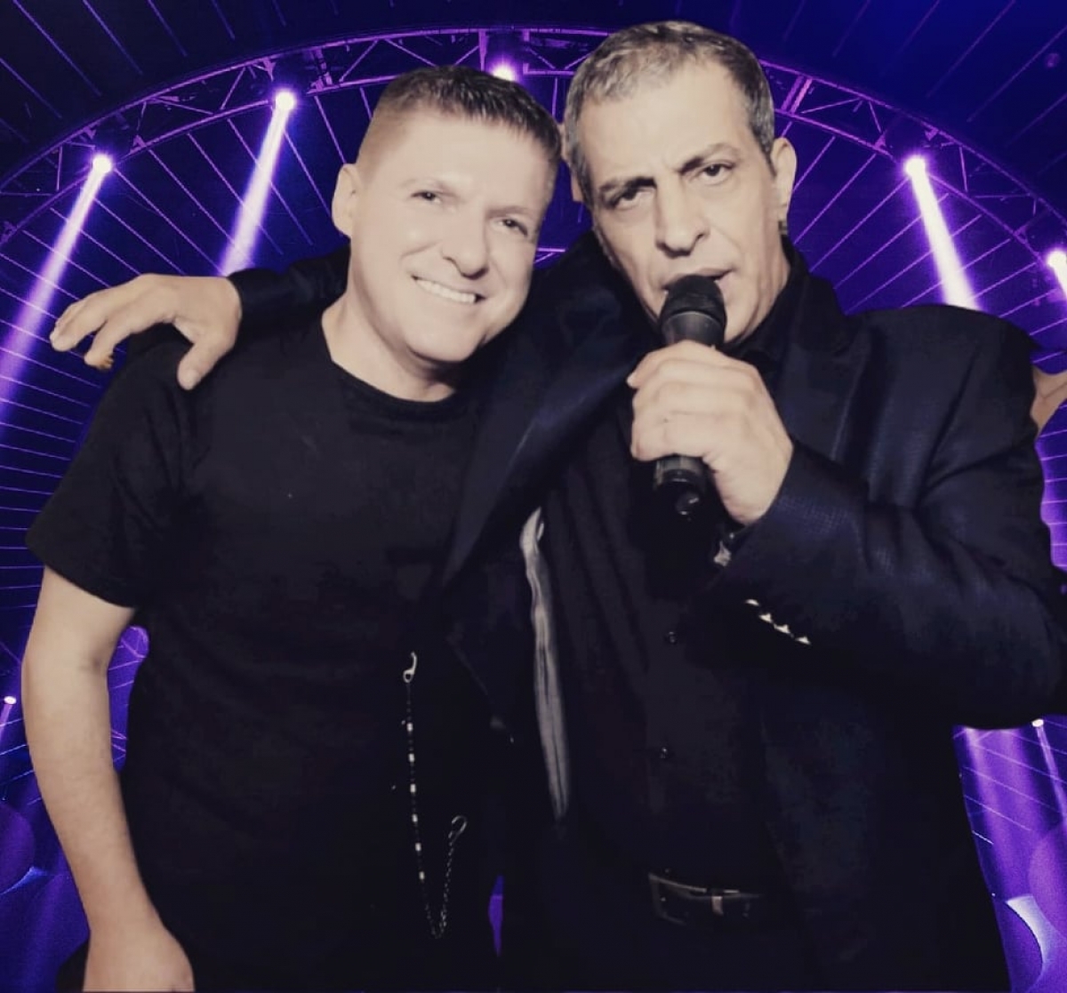 Δημήτρης Γιώτης: Το «Μαγαζί» του που έγινε χρυσό και η καλοκαιρινή συνεργασία του με τον Θέμη Αδαμαντίδη