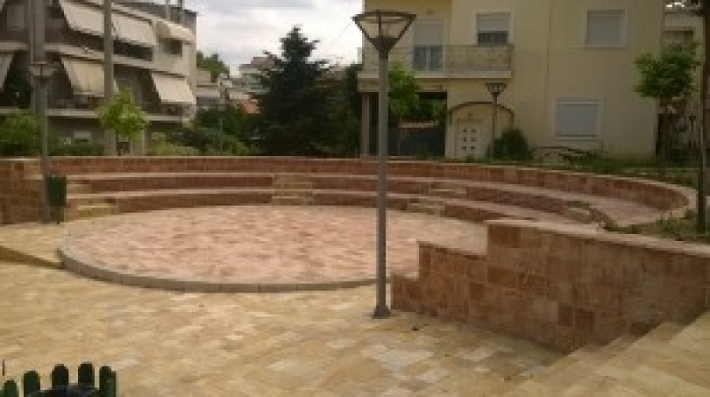 Μικρά θέατρα «γειτονιάς» στο Αγρίνιο που μπορούν να ζωντανέψουν