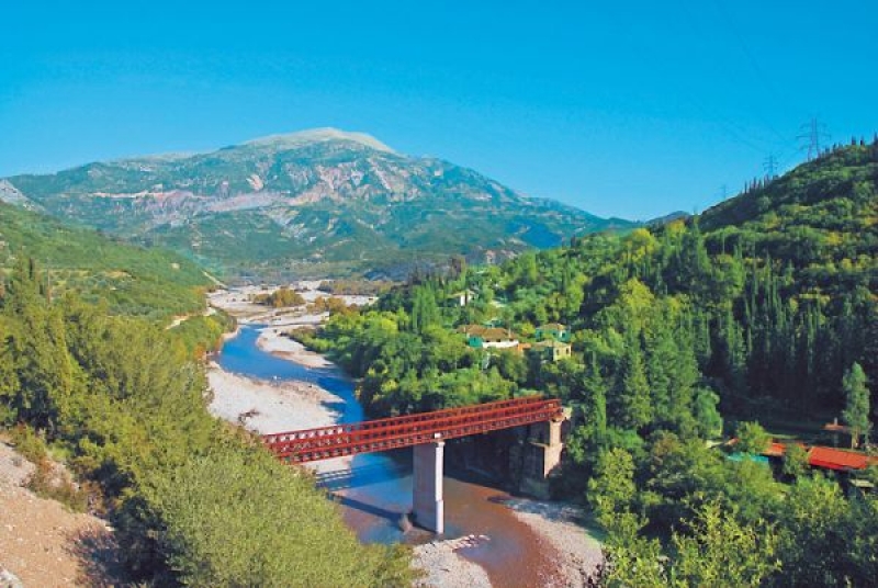 Η Γέφυρα Μπανιά από ψηλά [HDvideo]