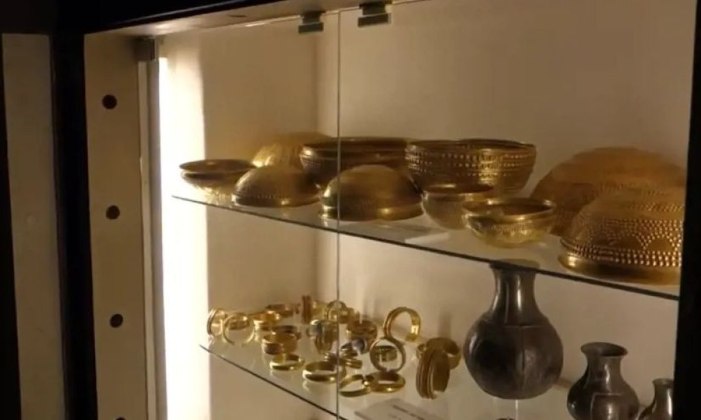 «Εξωγήινο» μέταλλο βρέθηκε σε αρχαίο θησαυρό: Μυστήριο 3.500 ετών αποκαλύπτεται