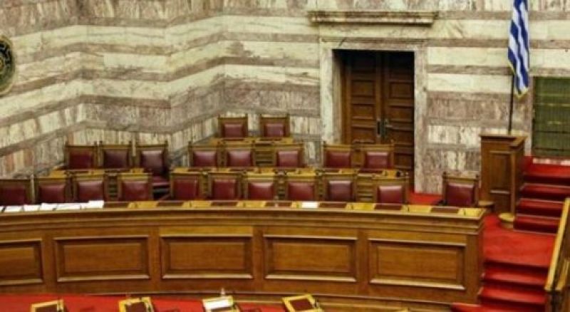 Και το καρπούζι και το μαχαίρι της δικαιοσύνης δικό τους