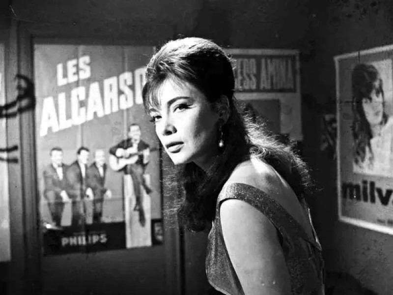 Η γεμάτη ζωή και το επίπονο τέλος της αξεπέραστης Τζένης Καρέζη