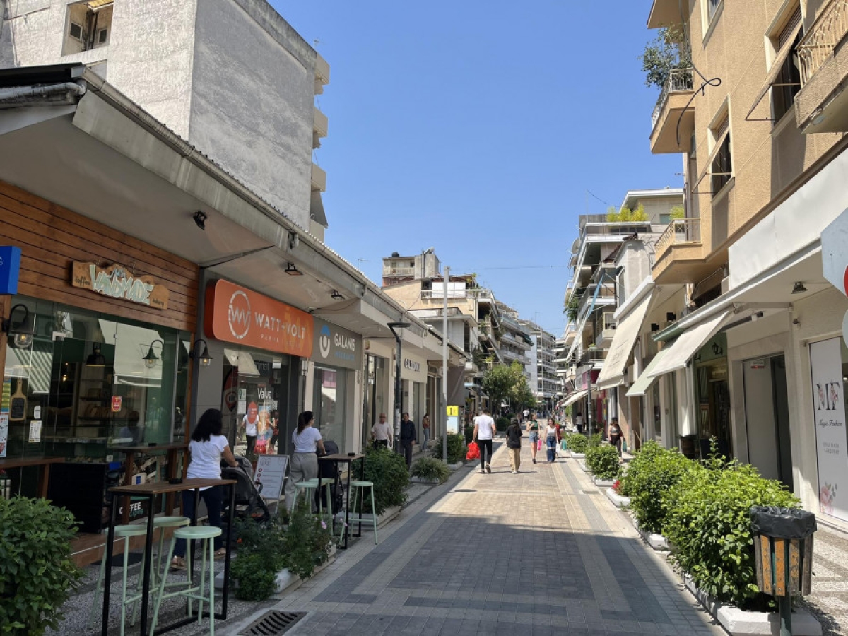 Το ωράριο που έπρεπε να απασχολεί τους εμπόρους στο Αγρίνιο