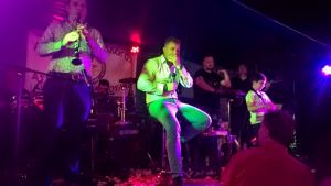 Ο δημοφιλής τραγουδιστής Γιώργoς Βελισσάρης στο AgrinioBestOf.gr