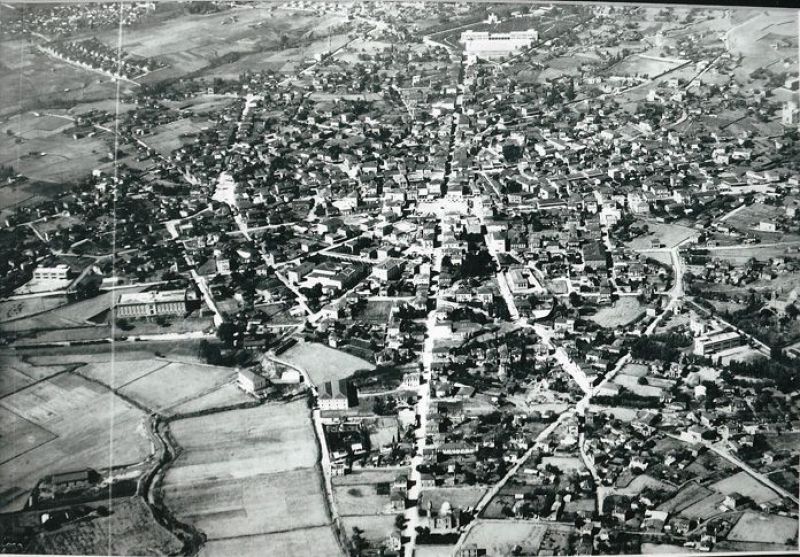 Νοσταλγικές εικόνες του Αγρινίου από τον Κώστα Πατρώνη (ΕΙΚΟΝΑ)