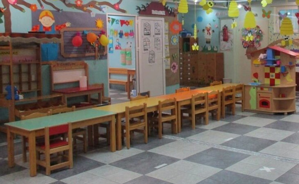 Ξεκινούν οι αιτήσεις για 121 προσλήψεις ΣΟΧ στους Βρεφονηπιακούς Σταθμούς της ΔΥΠΑ