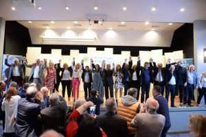 Eντυπωσιακή η σημερινή συγκέντρωση της παράταξης «Δυτική Ελλάδα – Μπροστά» του Κώστα Σπηλιόπουλου στο Αγρίνιο