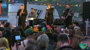 Ξεφάντωμα με Γωγώ Τσαμπά και Νεκτάριο Κοκκώνη στην Αμφιλοχία | Το αποκριάτικο γλέντι που ξεσηκώνει! (Βίντεο)