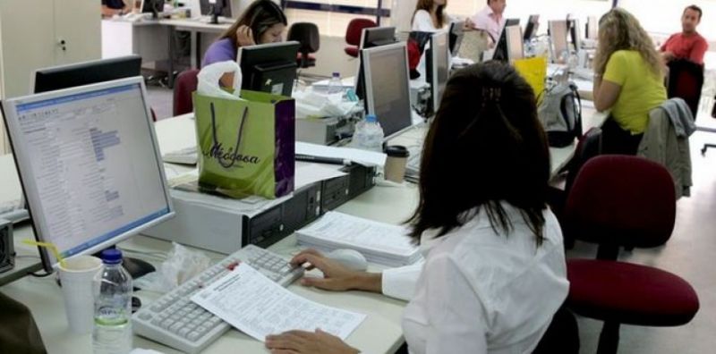 Ο Δήμος Αγρινίου αναλαμβάνει την εξυπηρέτηση πολιτών που δεν διαθέτουν Η/Υ οσον αφορά τις αιτήσεις Κοινωφελούς  Εργασίας