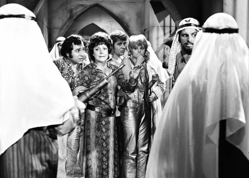 «Μια Ελληνίδα στο χαρέμι»: Αυτή είναι η καλλονή ηθοποιός που έβγαλε «εκτός εαυτού» τη Ρ.Βλαχοπούλου!