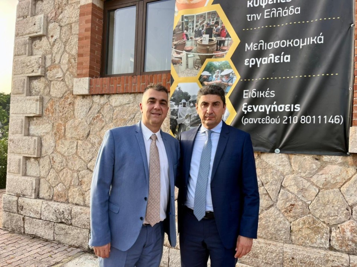 Ομιλία ΥπΑΑΤ Λευτέρη Αυγενάκη στο ΙΓΕ στο πλαίσιο της Παγκόσμιας Ημέρας Μέλισσας