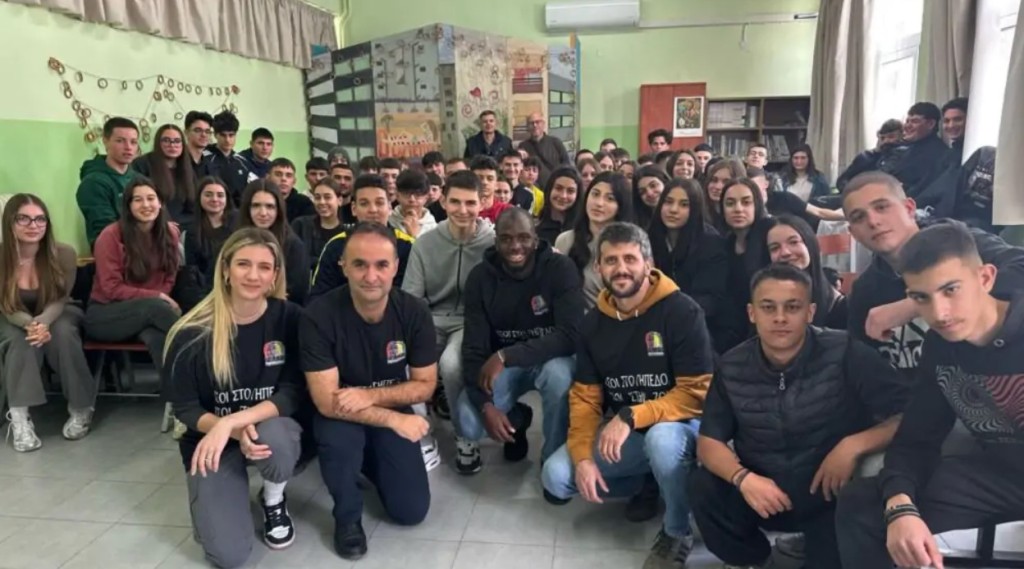 Ο Τετέι του Παναιτωλικού πρεσβευτής του ΠΣΑΠΠ κατά του ρατσισμού- Δράση στο 6ο ΓΕΛ Αγρινίου (βίντεο)