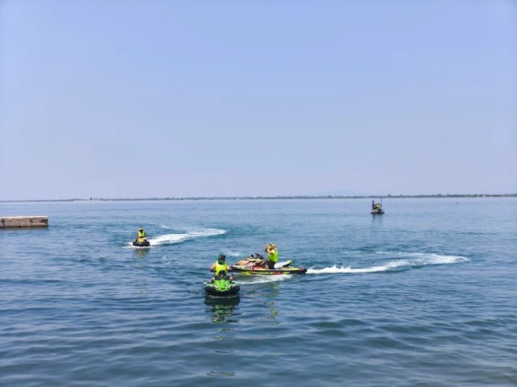 «Acropolis Jet Raid 2025»: Θέαμα και στο Μενίδι Αμφιλοχίας (βίντεο)